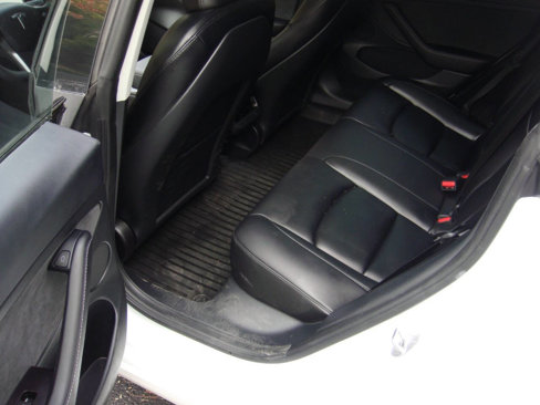 Used 2023 Tesla Model 3 Standard Range image 13