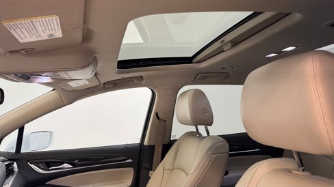 Used 2019 Buick Enclave Essence image 16