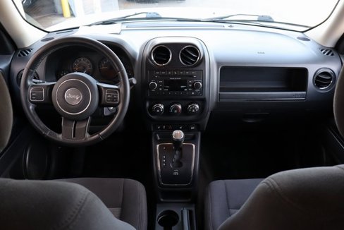 Used 2016 Jeep Patriot Latitude image 32