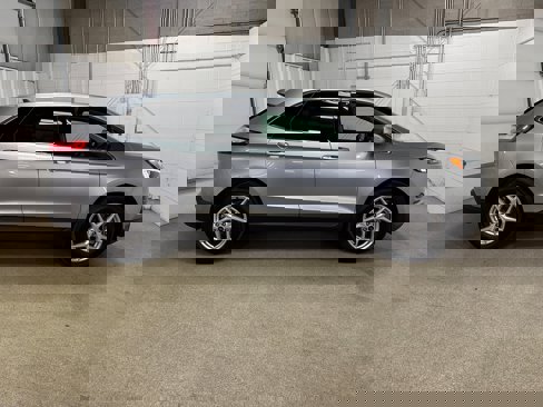 Certified 2024 Ford Edge SEL image 5