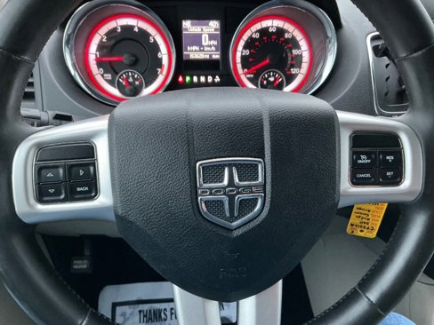 Used 2011 Dodge Grand Caravan Crew image 24