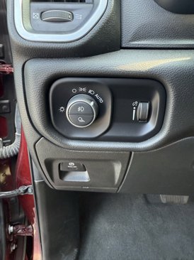 Used 2022 RAM 1500 Big Horn image 23