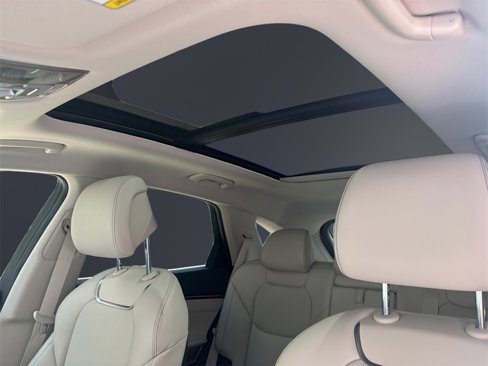 New 2026 Genesis GV70 2.5T Select image 17
