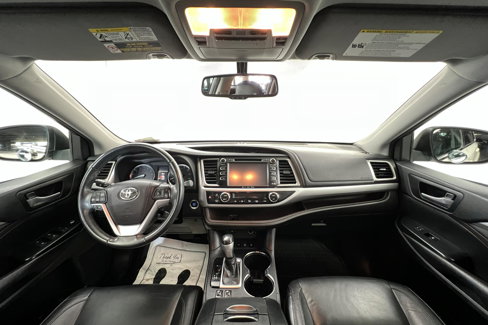 Used 2016 Toyota Highlander XLE image 10
