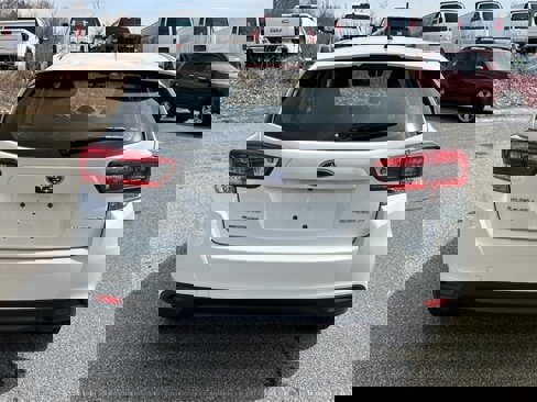 Used 2023 Subaru Impreza 2.0i image 3