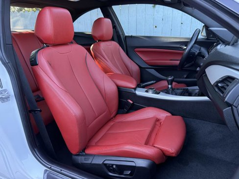 Used 2015 BMW M235i Coupe image 9