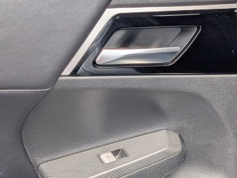 Used 2022 Mitsubishi Outlander SE image 28