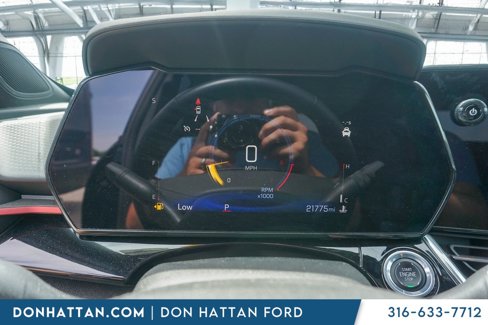 Used 2024 Chevrolet Trax RS image 6