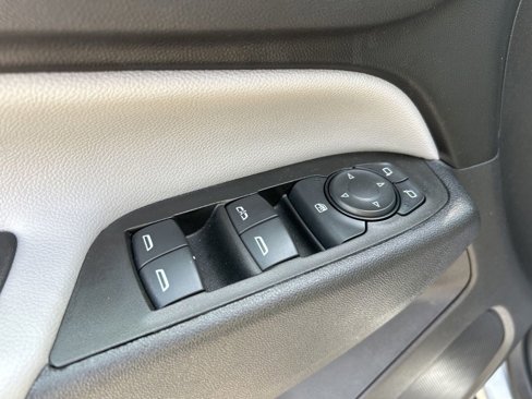 Used 2024 Chevrolet Equinox LT image 14
