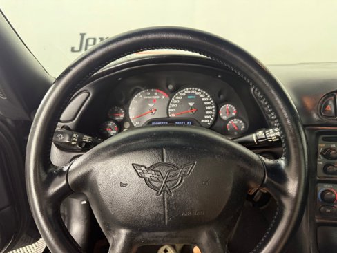 Used 1998 Chevrolet Corvette Coupe w/ Memory Pkg image 15