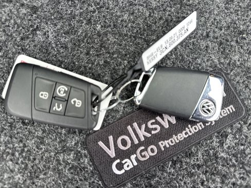 Used 2022 Volkswagen Atlas Cross Sport SE image 44