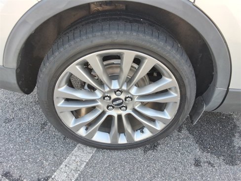 Used 2016 Lincoln MKX Reserve w/ Technology Package image 27