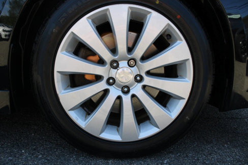 Used 2011 Subaru Legacy 3.6R Limited image 21