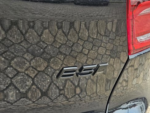 New 2026 Volvo XC40 B5 Ultra w/ Protection Package Premier image 10