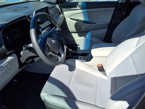 Used 2019 Hyundai Tucson SE image 15