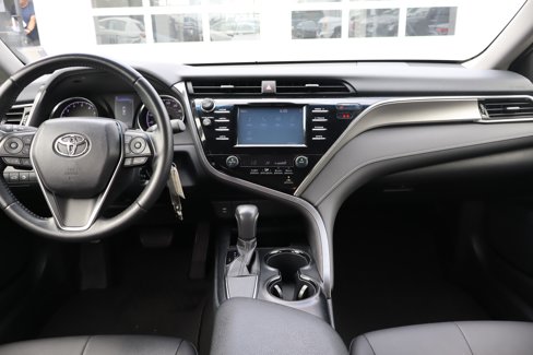 Used 2018 Toyota Camry SE image 14