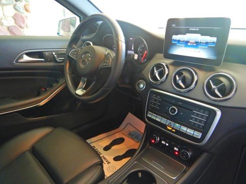 Used 2020 Mercedes-Benz GLA 250 4MATIC image 5