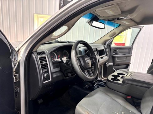 Used 2016 RAM 3500 Tradesman w/ Chrome Appearance Group image 13