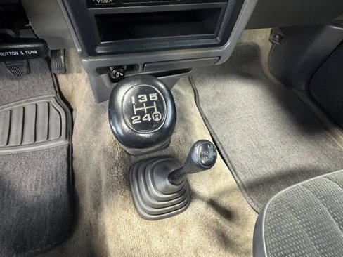 Used 1994 Toyota Pickup DX image 19