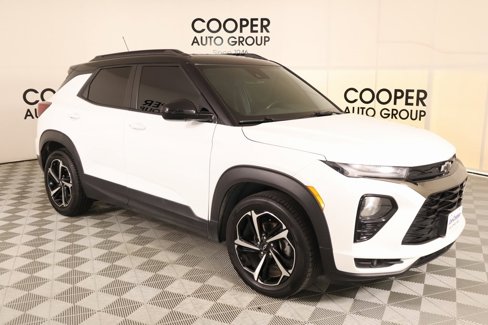 Used 2023 Chevrolet TrailBlazer RS w/ Sun and Liftgate Package image 1
