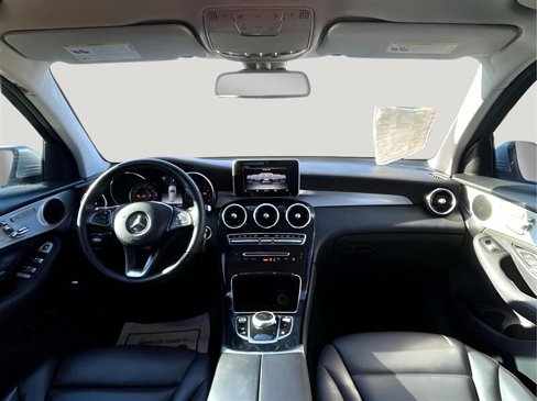 Used 2019 Mercedes-Benz GLC 300 image 26