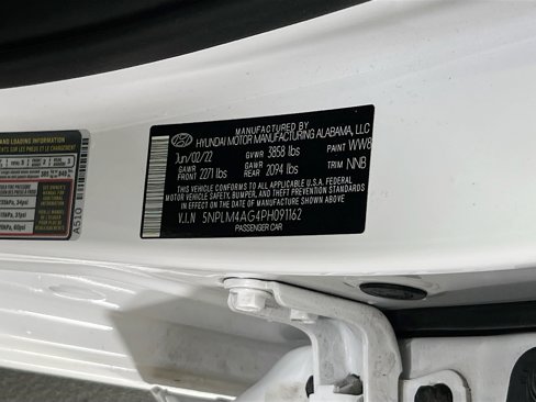 Used 2023 Hyundai Elantra SEL image 29