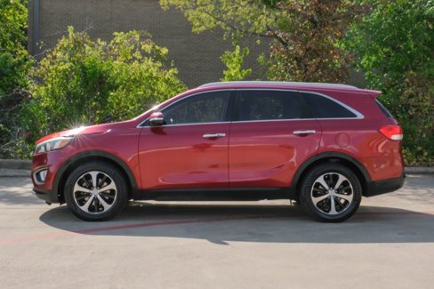 Used 2017 Kia Sorento EX image 15