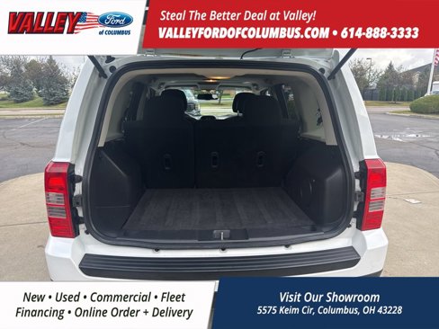 Used 2015 Jeep Patriot Latitude w/ Sun/Sound Group image 28