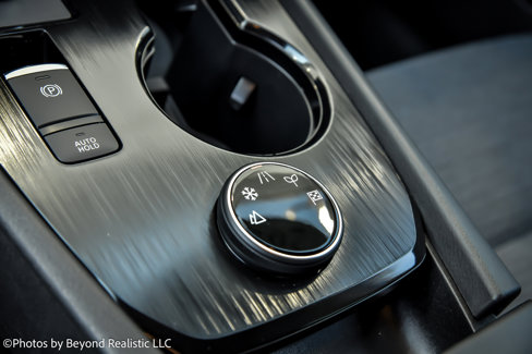 Used 2023 Nissan Rogue SV image 45