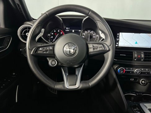Used 2022 Alfa Romeo Giulia Sprint image 15