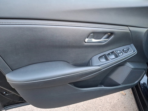 Used 2023 Nissan Sentra SV image 12