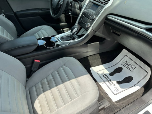 Used 2015 Ford Fusion S image 25