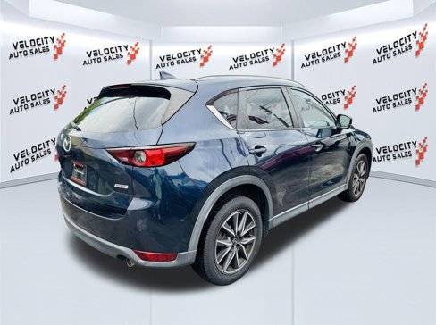 Used 2018 MAZDA CX-5 Touring w/ Preferred Equipment Package image 3