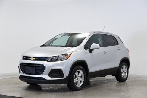 Used 2020 Chevrolet Trax LS w/ Tint and Cruise Package image 3