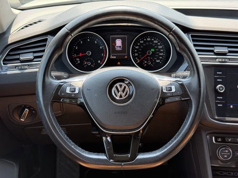 Used 2019 Volkswagen Tiguan SEL image 15