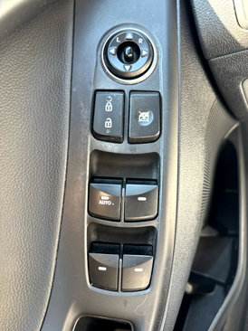 Used 2014 Hyundai Elantra Limited image 27