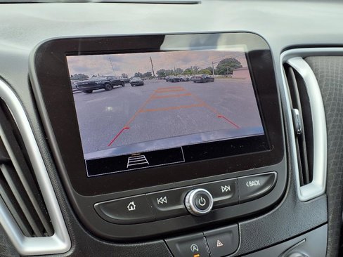 Used 2024 Chevrolet Malibu LT image 13