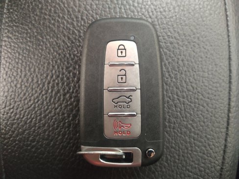 Used 2016 Hyundai Veloster w/ Option Group 03 image 32