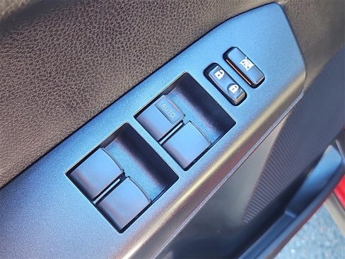 Used 2017 Toyota RAV4 XLE image 22
