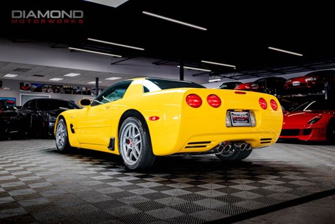 Used 2002 Chevrolet Corvette Z06 w/ Memory Pkg image 20