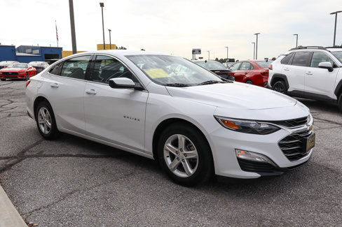 Used 2020 Chevrolet Malibu LS w/ Driver Confidence Package II image 3