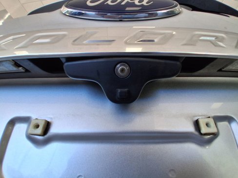 Used 2016 Ford Explorer Platinum image 30