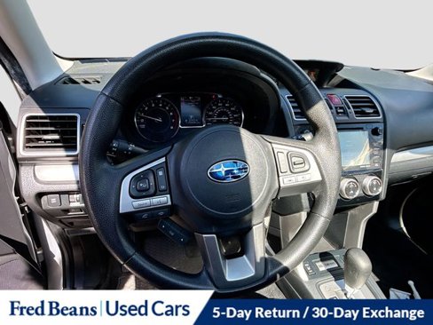 Used 2017 Subaru Forester 2.5i Premium image 13