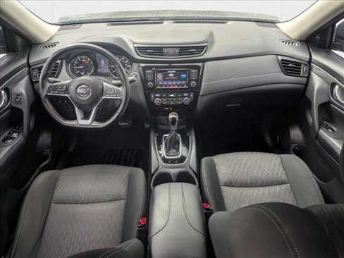Used 2018 Nissan Rogue SV image 15