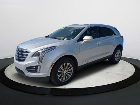Used 2019 Cadillac XT5 Luxury image 1