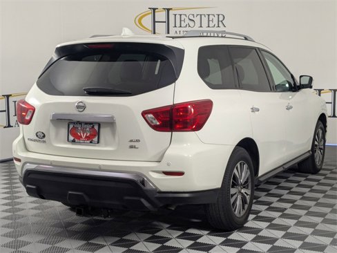 Used 2020 Nissan Pathfinder SL image 7