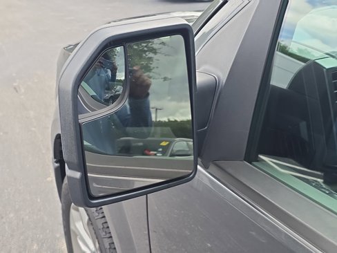 Used 2017 Ford F150 XL w/ Equipment Group 101A Mid image 8