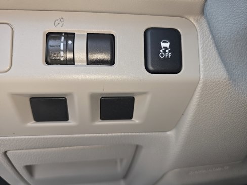 Used 2015 Subaru Forester 2.5i Premium image 23