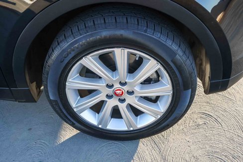Used 2019 Jaguar E-PACE S image 9