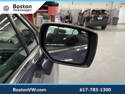 Used 2017 Subaru Legacy 2.5i Premium w/ Moonroof Package image 7